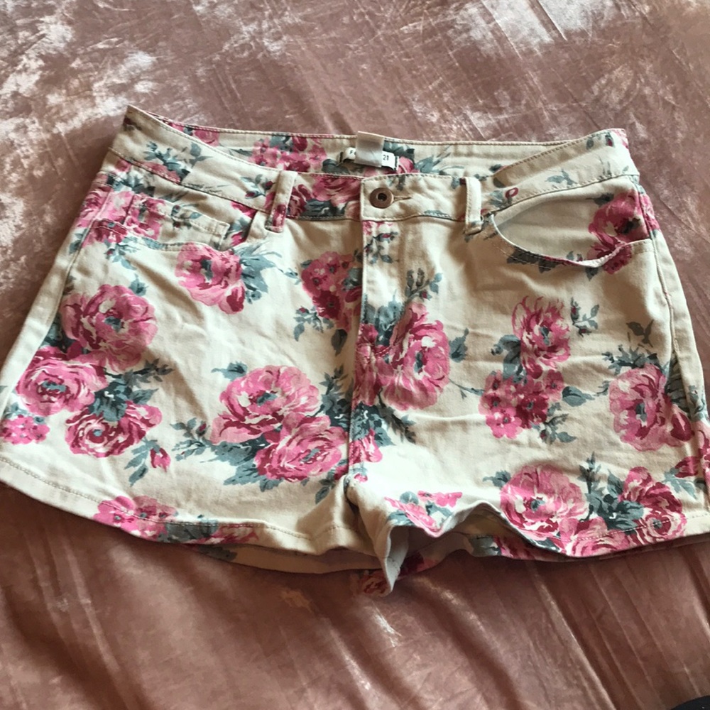 Flower print shorts